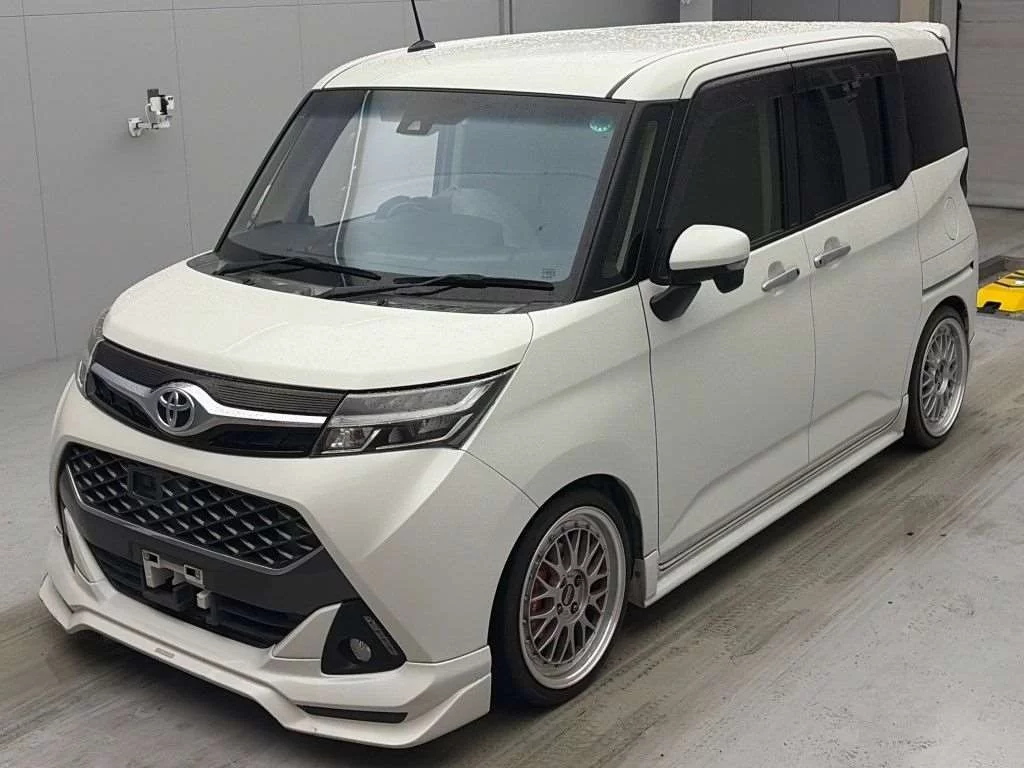 TOYOTA TANK