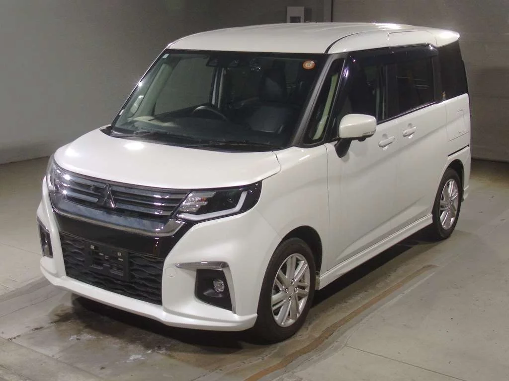 Mitsubishi Delica D:2  с аукциона в Японии