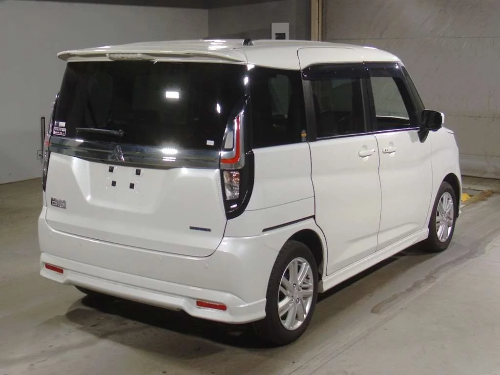 Mitsubishi Delica D:2  с аукциона в Японии