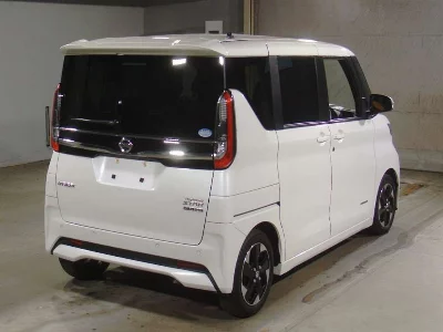 NISSAN ROOX