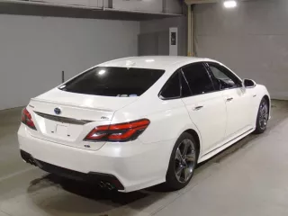 Статистика аукционов Toyota CROWN HYBRID