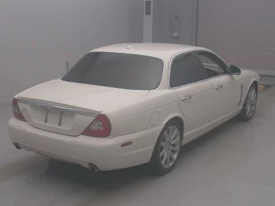 JAGUAR XJ6