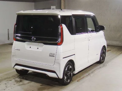 NISSAN ROOX