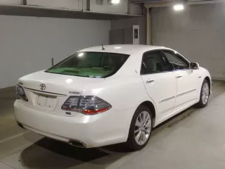 Toyota CROWN HYBRID