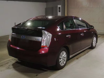 Toyota Prius PHV