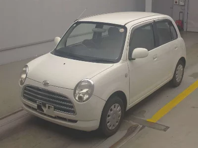 Daihatsu Mira Gino