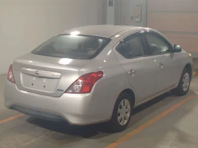 Nissan Tiida Latio