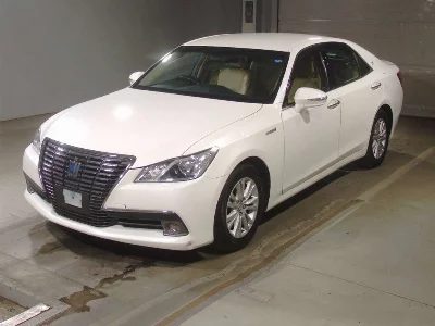 Статистика аукционов Toyota CROWN HYBRID