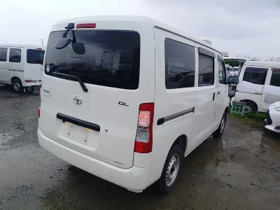 TOYOTA TOWN ACE