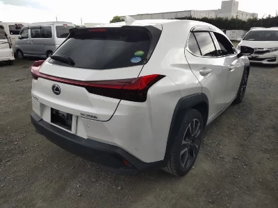 LEXUS UX