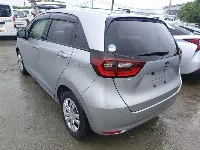 Цена авто Honda Fit с аукционов Японии, номер кузова GR3, пробег 116 000, оценка 