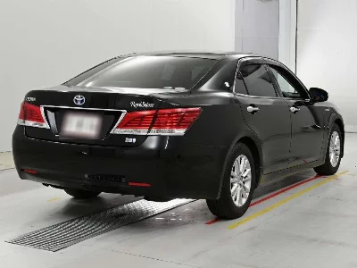 TOYOTA CROWN HYBRID