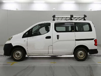 Nissan NV200 VANETTE VAN