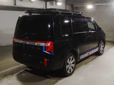 MITSUBISHI DELICA D:5