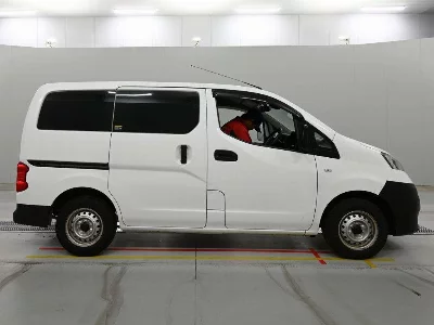 NISSAN NV200 VANETTE VAN