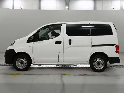 NISSAN NV200 VANETTE VAN