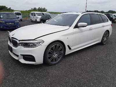 BMW 5 SERIES