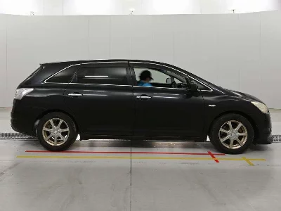 Toyota Mark X Zio