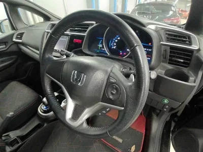 Honda FIT HYBRID