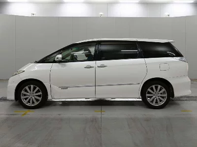 Toyota Estima Hybrid
