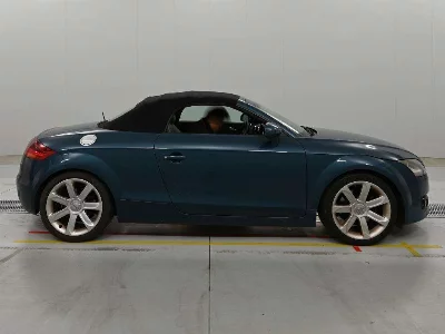 AUDI TT ROADSTER
