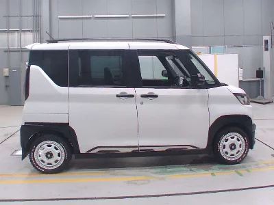 Mitsubishi Delica Mini