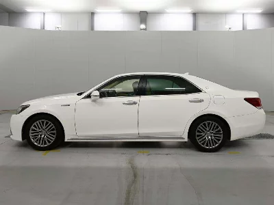 Toyota CROWN MAJESTA