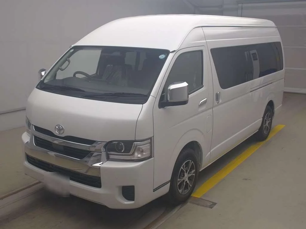 TOYOTA HIACE WAGON