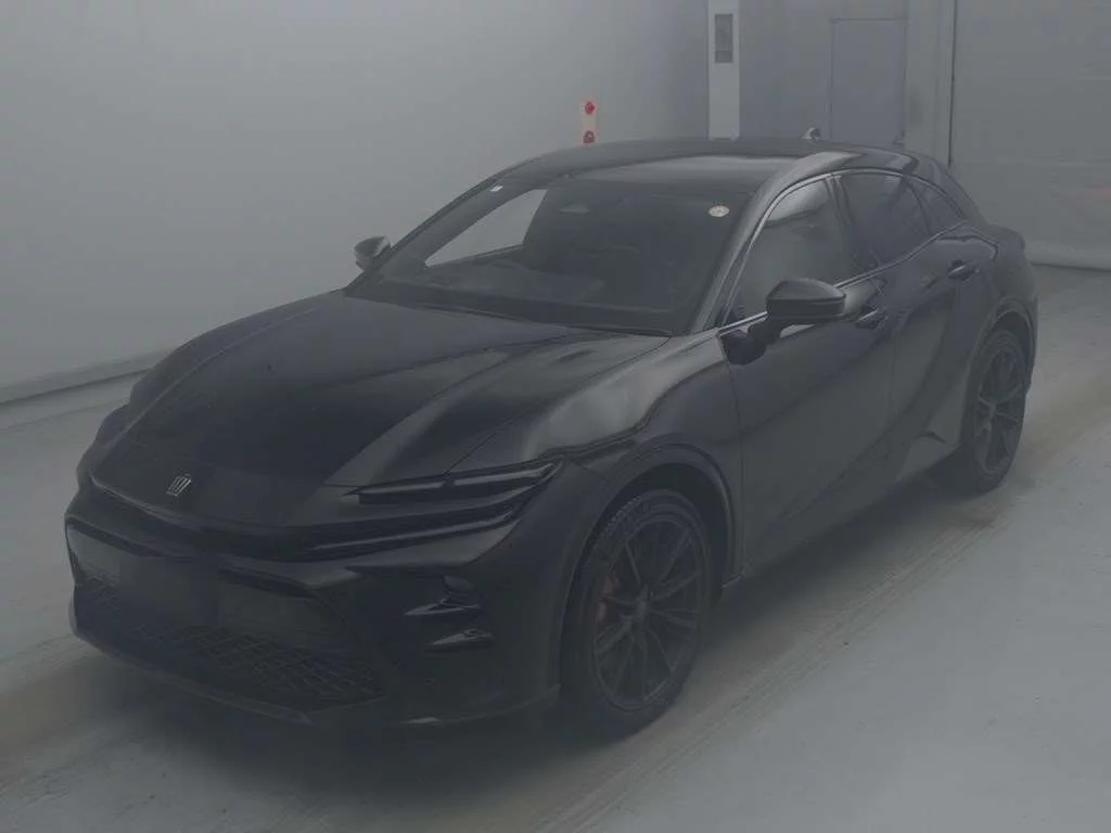 Toyota Crown Sport  с аукциона в Японии