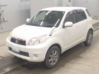 TOYOTA RUSH