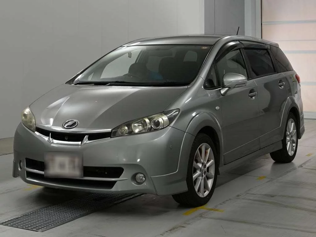 Toyota Wish  с аукциона в Японии