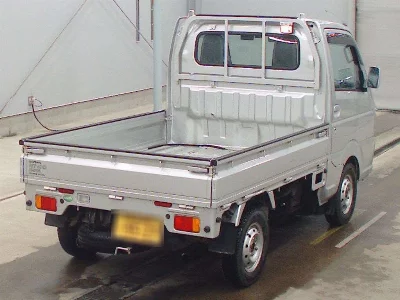 NISSAN NT100 CLIPPER