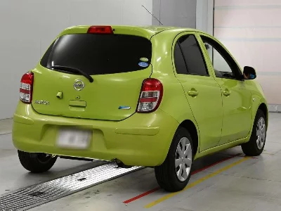 Nissan March