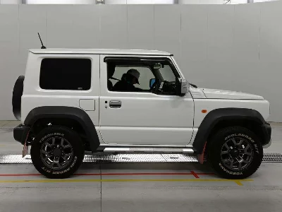 Suzuki Jimny Sierra