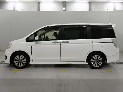 Honda STEPWGN SPADA