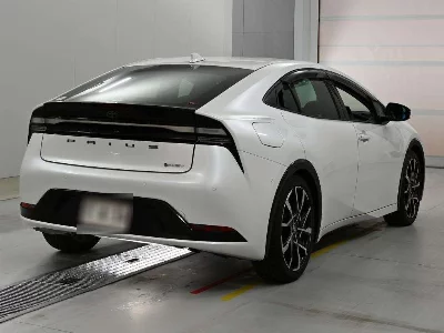 Toyota Prius PHV