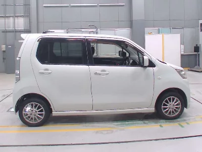 Suzuki WAGON R STINGRAY