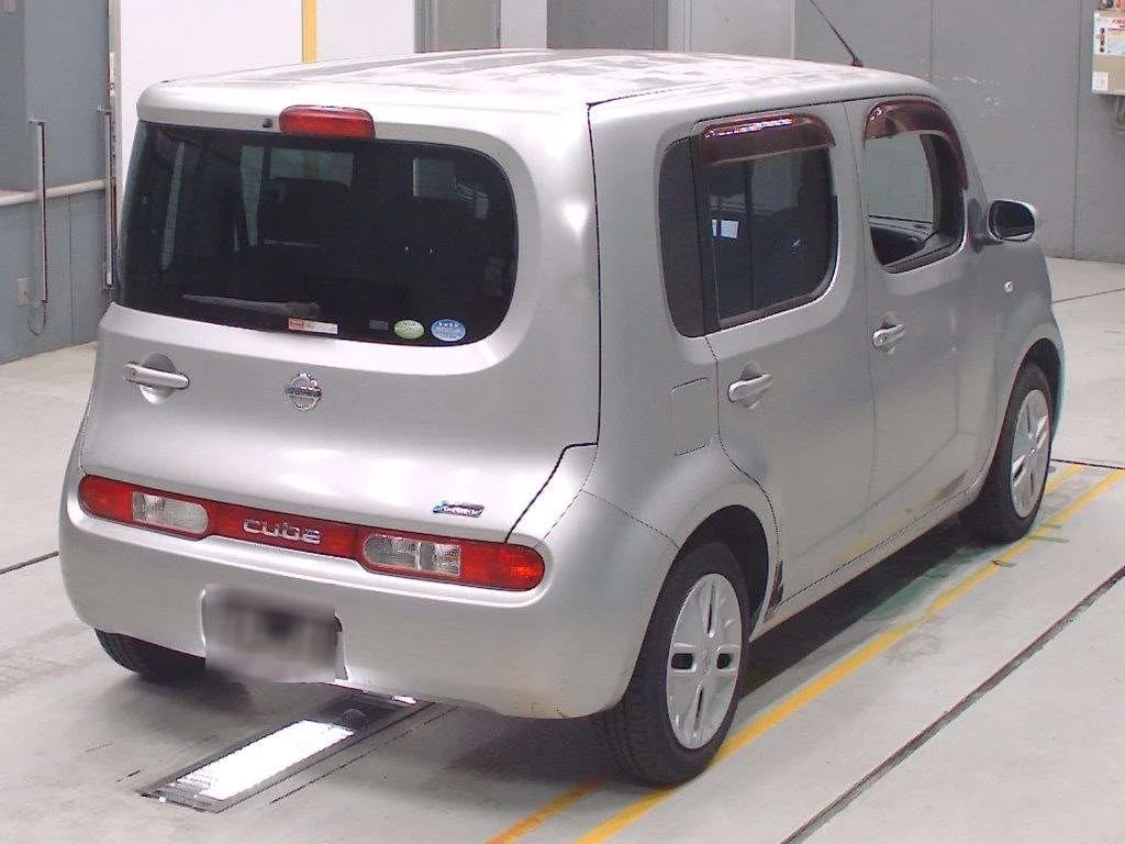 Nissan Cube  с аукциона в Японии