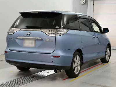 Статистика аукционов Toyota Estima Hybrid