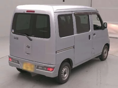 TOYOTA PIXIS VAN