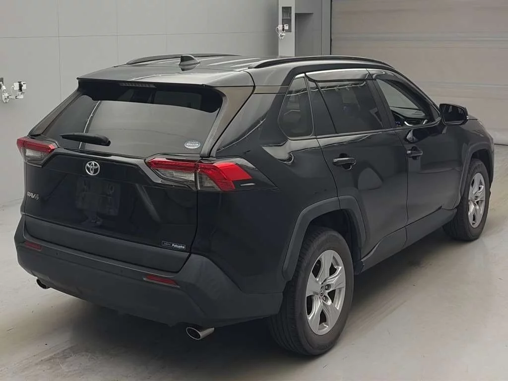 Toyota RAV4  с аукциона в Японии