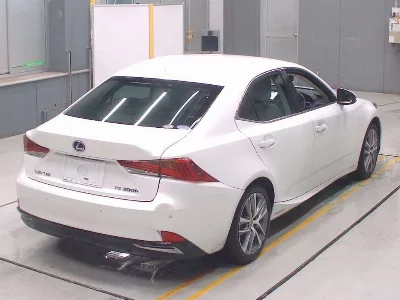 LEXUS IS