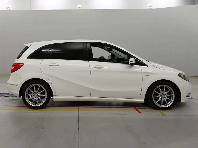 MERCEDES BENZ B CLASS