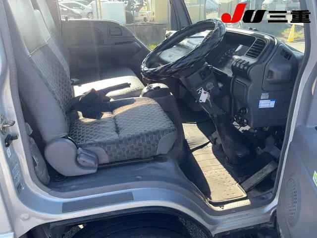 Isuzu Elf  с аукциона в Японии