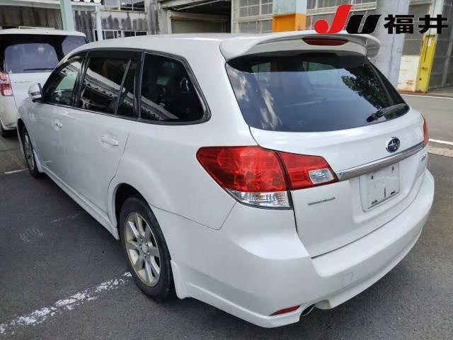 Subaru Legacy  с аукциона в Японии