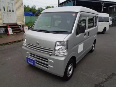 NISSAN NV100 CLIPPER