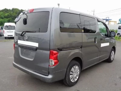 Nissan NV200 VANETTE VAN