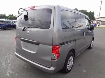 NISSAN NV200 VANETTE VAN