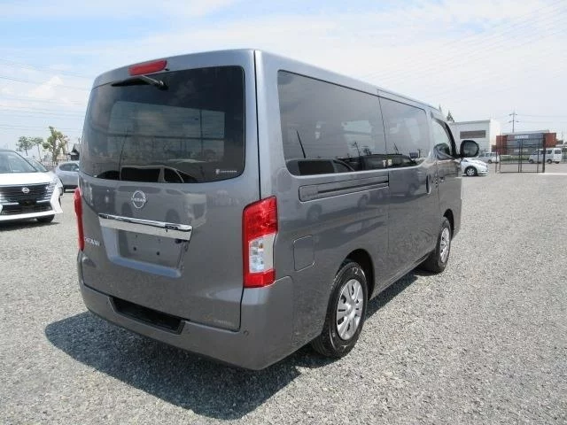 Nissan Caravan  с аукциона в Японии