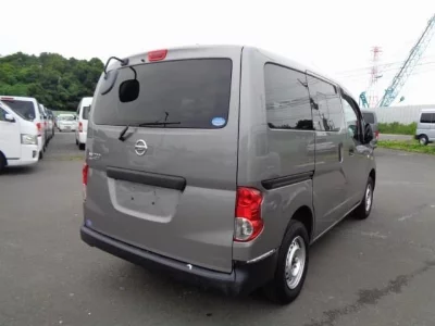 NISSAN NV200 VANETTE VAN